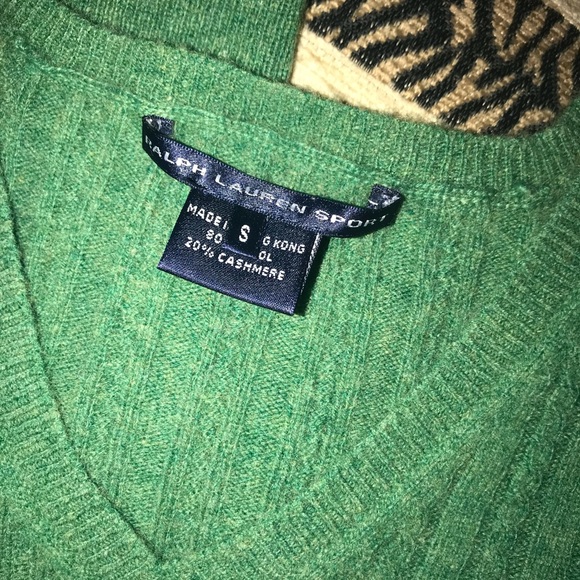 Super Soft~Vibrant Green Ralph Lauren Sweater - Picture 5 of 6